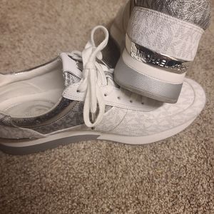 Michael Kors Sneakers